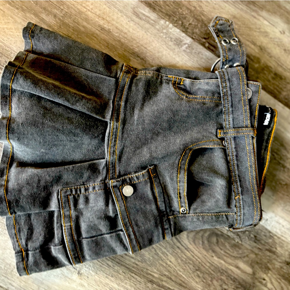 Dark Gray Pleated Mini Skirt - Picture 3 of 10